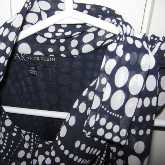 Navy and White Anne Klein Blouse - Picture 2 of 5